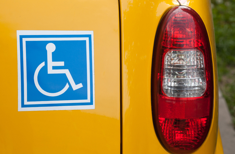 Comment choisir le meilleur véhicule adapté pour votre fauteuil roulant ?