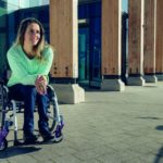 La sécurité avant tout : conseils pour rester en sécurité sur votre fauteuil roulant manuel !