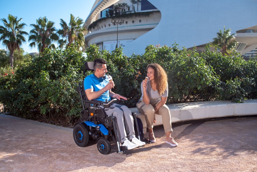Choisir le bon fauteuil roulant électrique